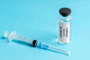 UE ia în considerare vaccinarea populaţiei cu vaccinul Sputnik V din Rusia